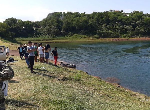 Adolescentes desaparecen en aguas del río Paraná