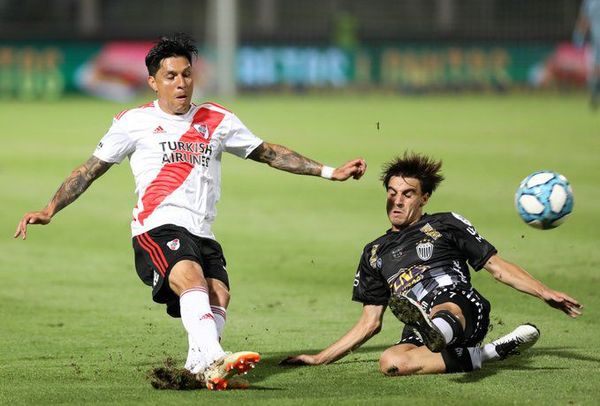 Enzo Pérez se entrena con normalidad a un día del viaje de River - Fútbol - ABC Color