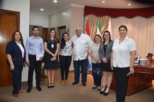PRIMEROS DIPLOMADOS COMO CONSEJEROS EN TRATAMIENTO DE ADICCIONES CON APOYO DE LA GOBERNACIÓN DE ITAPÚA