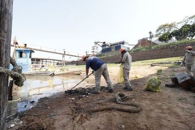 Estudiantes dicen si a la limpieza de la ribera del río - Nacionales - ABC Color