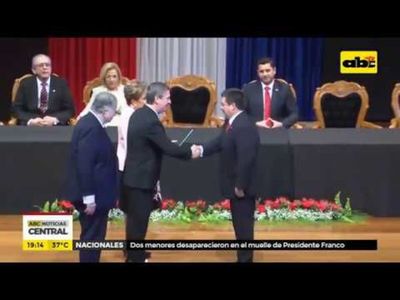 Fiscales accedieron a conversaciones de Messer - ABC Noticias - ABC Color