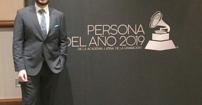 ¡Un paraguayo entregó  los premios Grammys!
