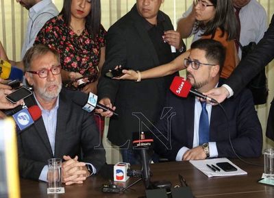 Abogados solicitarán revertir la orden de prisión contra Cartes
