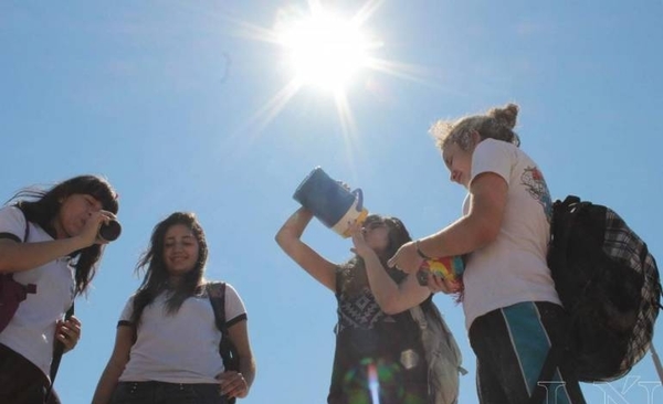 HOY / Mitad de semana con calor extremo