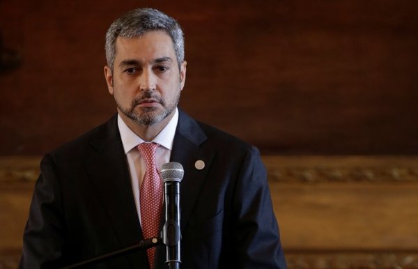 Presidente: ¿Hay doble blindaje? "No sé, no me vayas a meter en problemas hoy" » Ñanduti