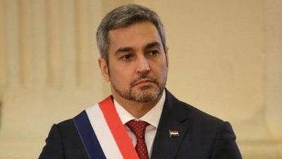 Abdo Benítez se queda sin Cartes