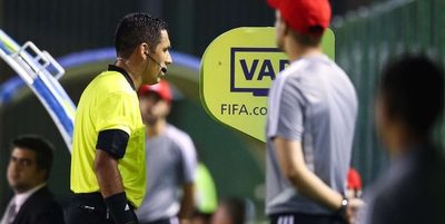 Final Libertadores: Tras escándalo, Conmebol cambia al árbitro del VAR