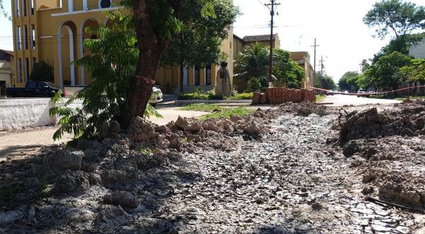 Calles desastrosas tras cambio de tubos: ¿quién se hace cargo? | Radio Regional 660 AM