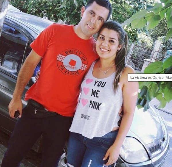 ¡Otro supuesto feminicidio! Directora asesinada a balazos en una escuela | Noticias Paraguay