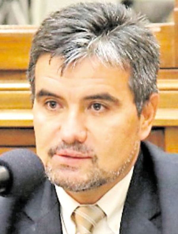 Caso Messer: Diputado Acosta cuestionó actuación de la Fiscalía y de la Seprelad - Notas - ABC Color