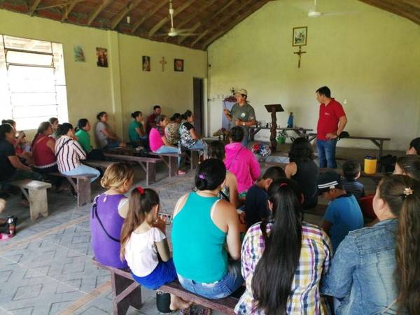 PROGRAMA DE HORTICULTURA DE LA GOBERNACIÓN DE ITAPÚA EN SAN PEDRO DEL PARANÁ Y JOSÉ LEANDRO OVIEDO