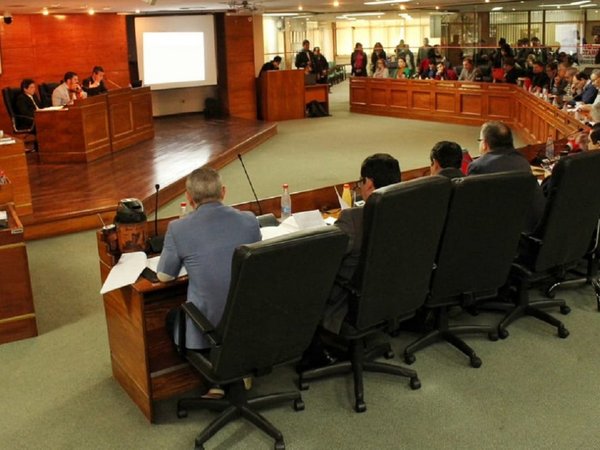 Asunción: Junta aprueba presupuesto con aumento salarial para funcionarios