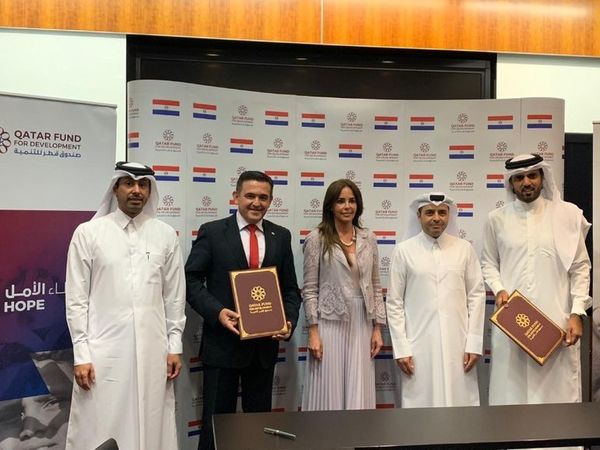 MEC recibe US$ 10 millones donados por Qatar para ampliar jornada escolar - Nacionales - ABC Color