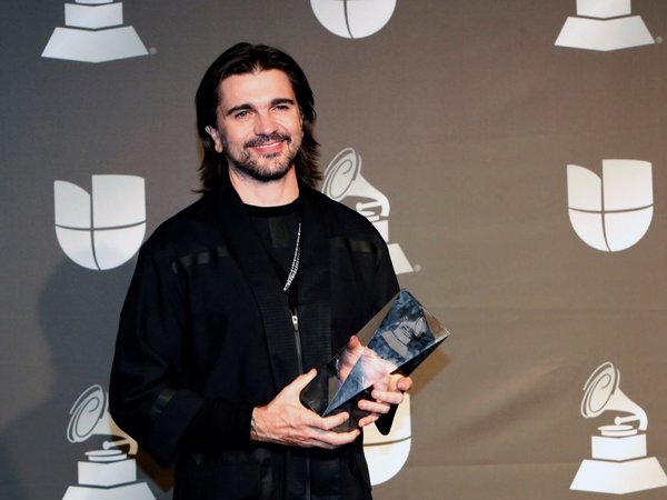 Juanes cumple 20 años de carrera mirando al futuro y rompiendo sus esquemas