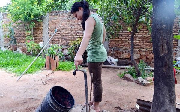 Populosos barrios de Asunción, sin agua, advierte ESSAP - Nacionales - ABC Color