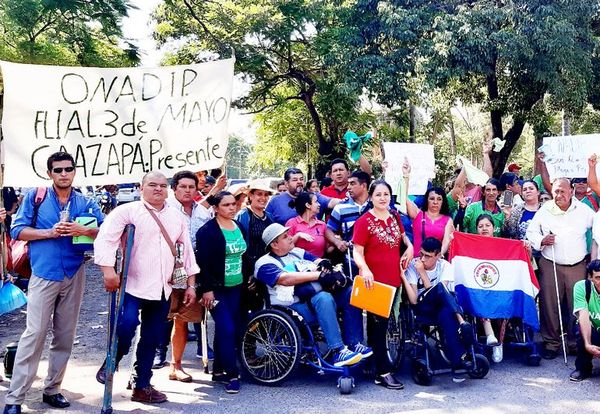 Discapacitados exigen auditoría en Senadis y denuncian abandono - Locales - ABC Color