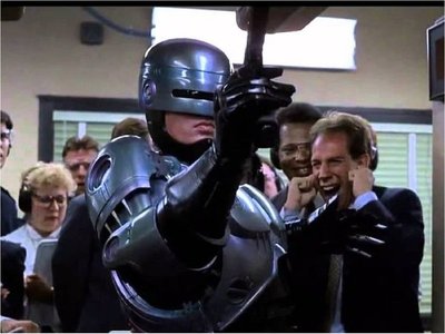 Abe Forsythe dirigirá RoboCop Returns tras la salida de Blomkamp