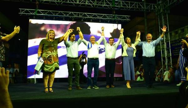 La campaña para el balotaje terminó con fuertes ataques entre Lacalle Pou y Daniel Martínez | .::Agencia IP::.