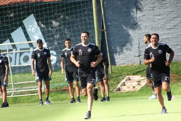 Con plantel completo, Olimpia espera el Súper Clásico | .::Agencia IP::.