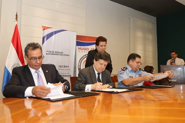 Firman convenio para mejorar la seguridad en el departamento Central » Ñanduti