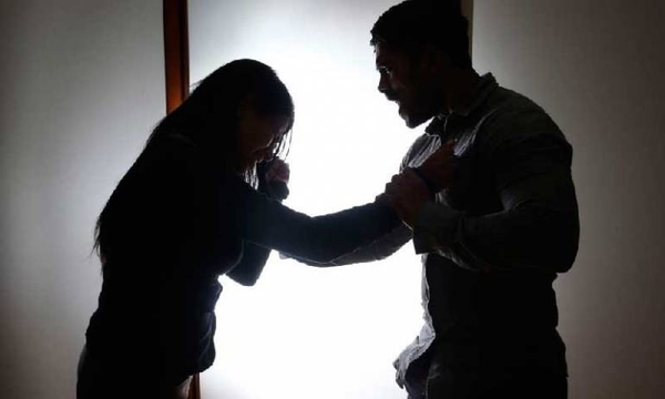 HOY / Fin de año, época de mayor criminalidad: instan a apoyar a víctimas de violencia y evitar feminicidios