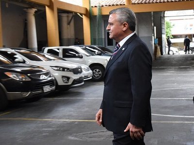 Villamayor presentará querella luego de ser vinculado en pedido de coima