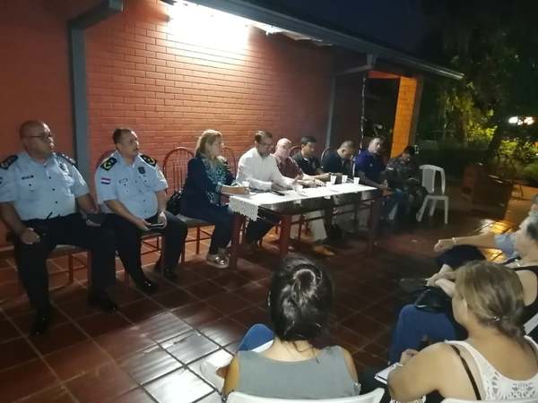 Reducto: Pobladores y altas autoridades mantuvieron provechosa reunión | San Lorenzo Py