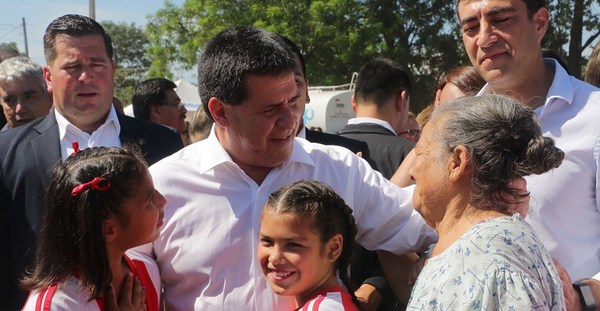 Defensa considera nula y errónea orden de prisión contra Cartes - ADN Paraguayo