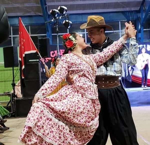 Primer Festival del Lago de la República declarado de Interés Turístico Nacional