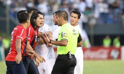 Eber Aquino revela como se prepara para el clásico