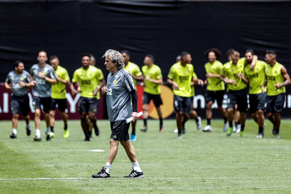 Flamengo se encierra preparando la estrategia anti River