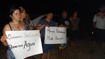 Pobladores de Carapeguá reclaman corte de agua - Nacionales - ABC Color