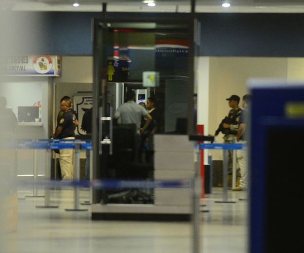 Extraditan a los EE.UU. a paraguayo detenido por lavado y narcotráfico - Nacionales - ABC Color