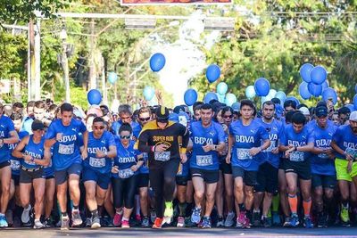 Entrega de kits para Marea Azul