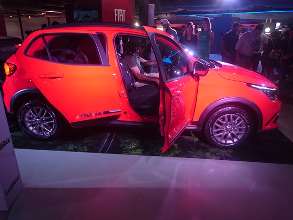 Eurocar lanza el Fiat Argo Trekking » Ñanduti