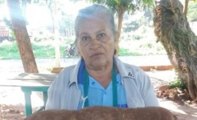 Productora sorprende con mandiocas de casi 8 kilos