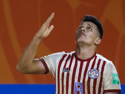 Carlos Carballo, triste pero con fe tras el debut de Los Pynandi