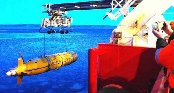 La NASA prueba vehículo espacial en los abismos de isla griega de Santorini  - Ciencia - ABC Color