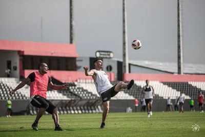 La duda está en el ataque en Libertad
