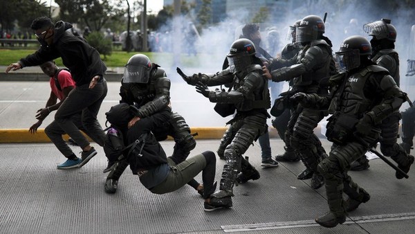 Tres muertos en las protestas contra el gobierno de Duque en Colombia - ADN Paraguayo