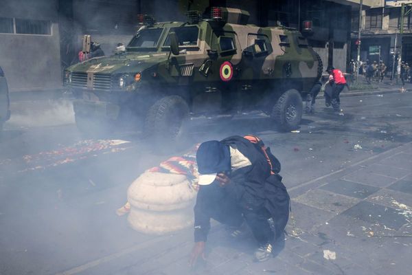 Gobierno interino denuncia a Morales por “sedición y terrorismo” y sigue represión