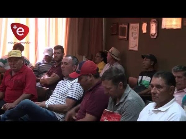 FRIEDMANN SE REUNIÓ CON AGRICULTORES DE ITAPÚA