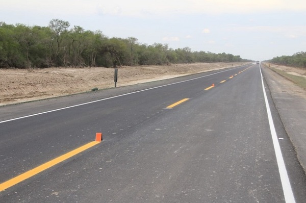 Inauguran nuevo tramo de la ruta Bioceánica en el Chaco