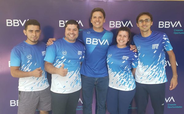 Marea Azul convoca a unos dos mil atletas