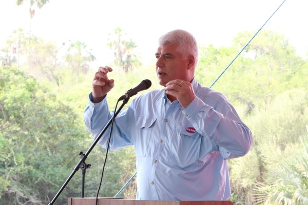 Ministro anunció aprobación de los pliegos y la licitación para los estudios técnicos del Puente Bioceánico