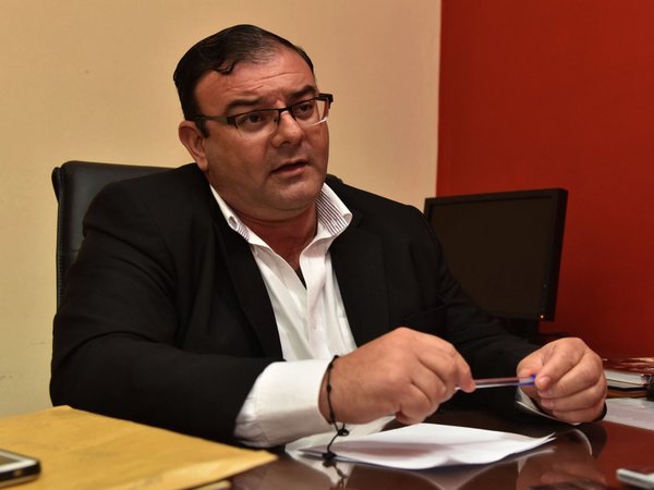 Fiscalía acusa a Tomás Rivas y pide que afronte juicio oral