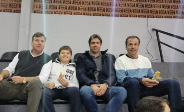 HOY / Palpita con el clásico pero conserva la neutralidad