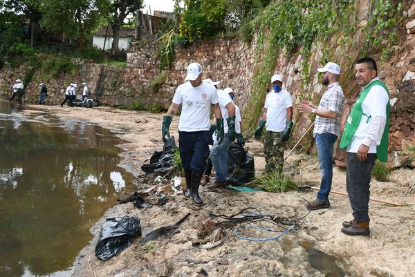 Realizarán jornada de limpieza en el arroyo Mburicao
