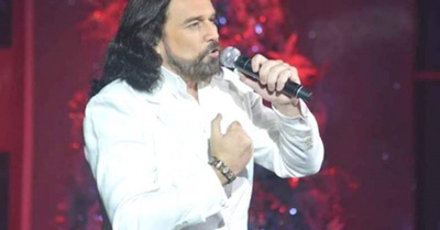 Desde setiembre ya canta “Navidad sin ti”