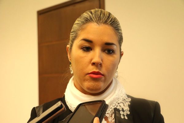 Ex diputada Tarragó, detenida en EEUU